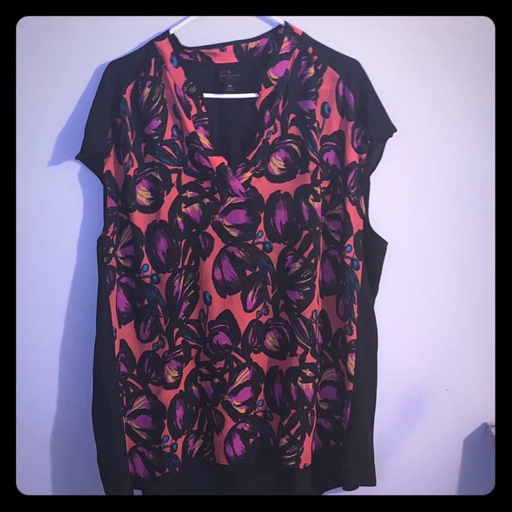 Sleeveless blouse